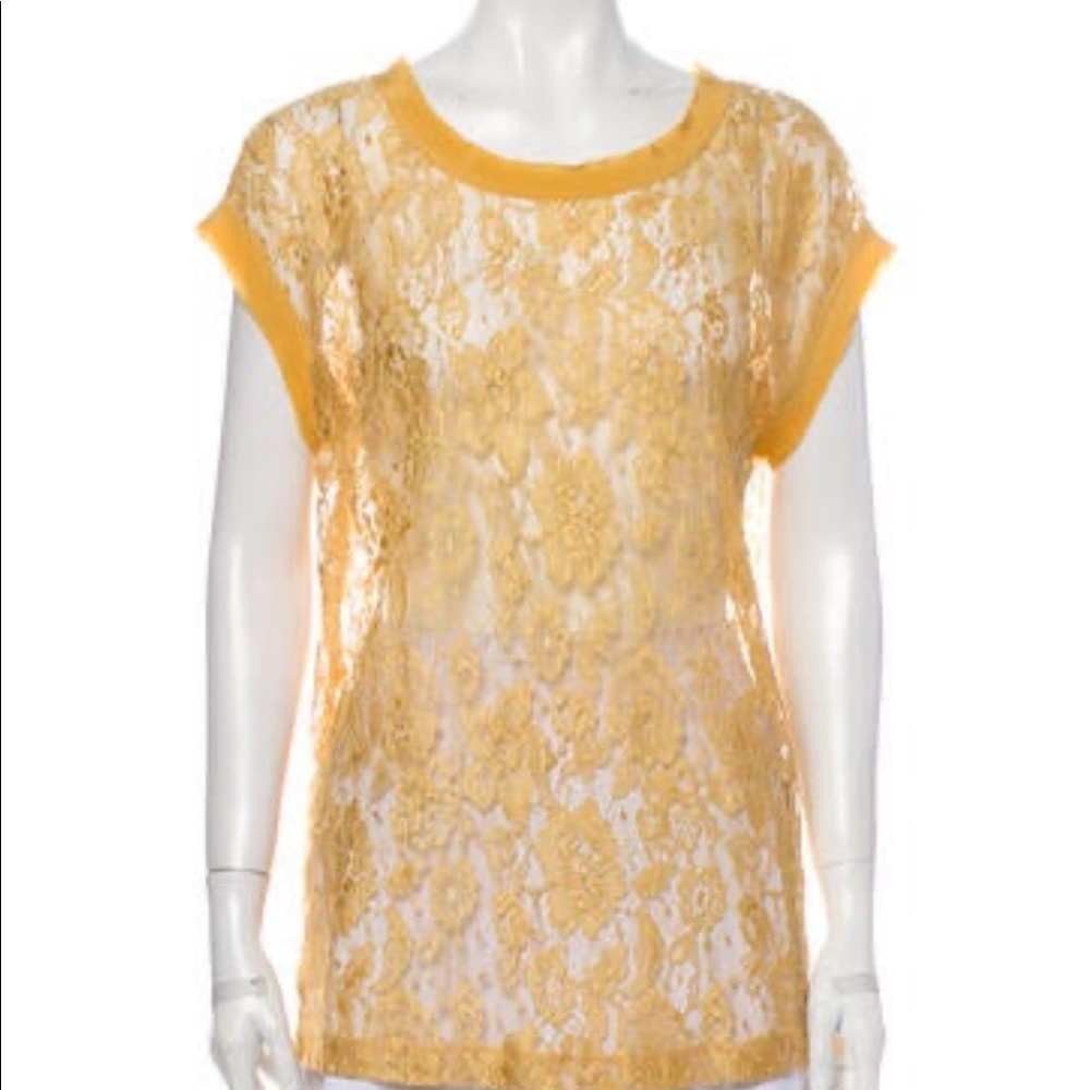 Dolce & Gabbana lace pattern scoops neck top with tag size medium/6.